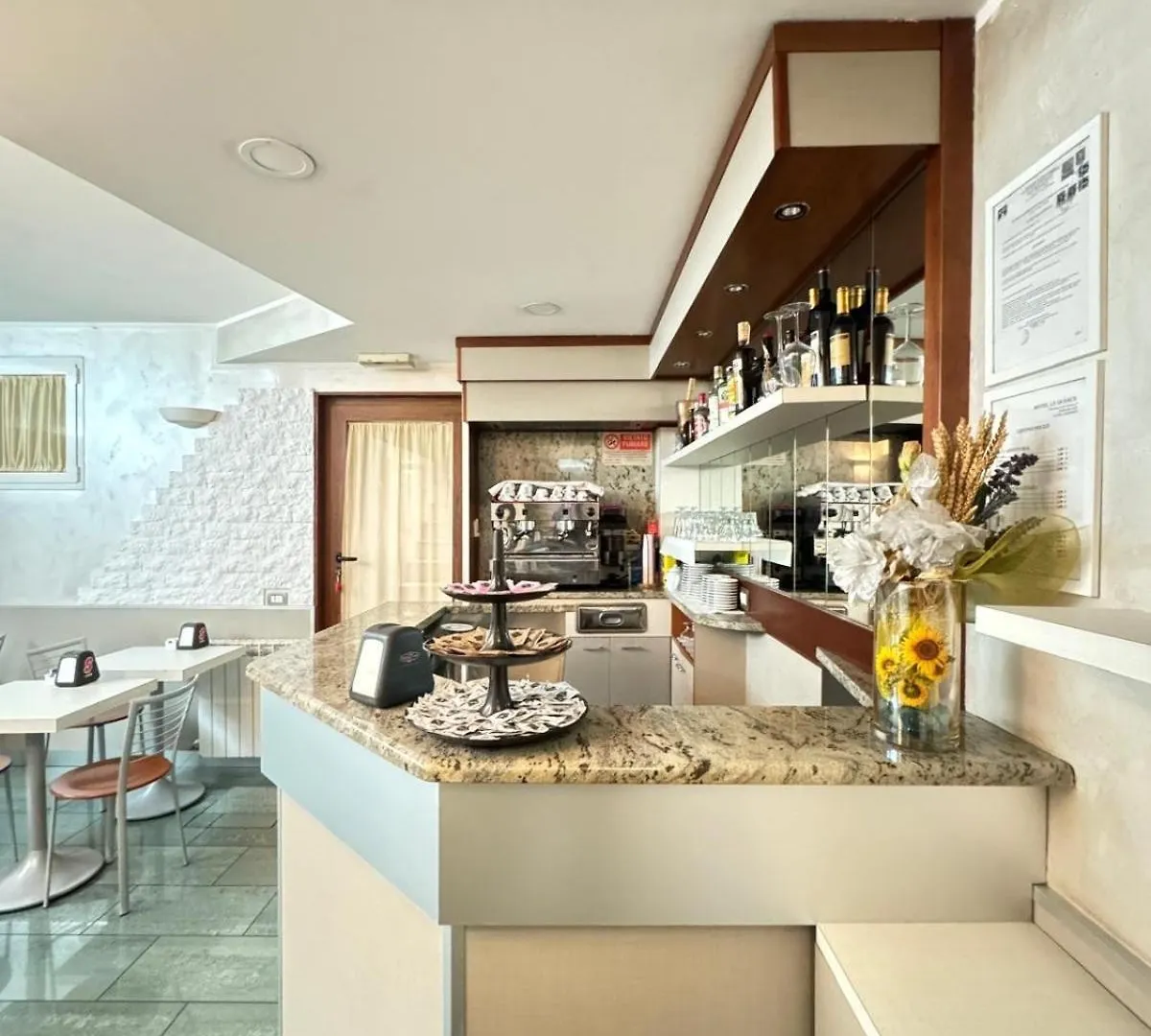 **  Hotel Le Querce Milánó Olaszország
