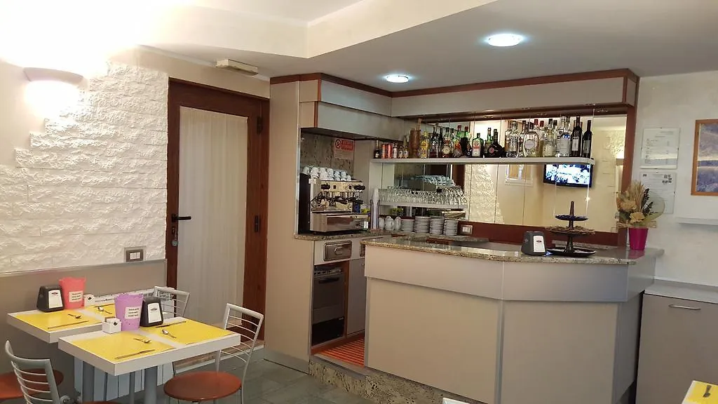 Hotel Le Querce Milánó 2*,